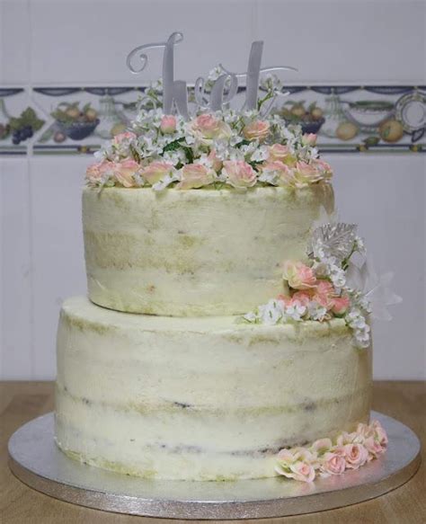 Hecho En Casa Naked Cake Para Comunión Ivet Naked cake Cake Desserts