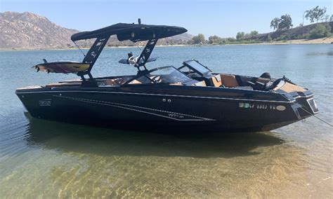 Lake Perris Boat Rentals 2024 ⛵- 20 Boats from $70/Hour | Getmyboat