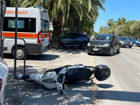 Incidente Sul Lungomare Scooterista In Coma Elitrasportato A Torrette