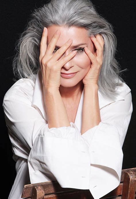 Breathtaking Gorgeous Gray Hair Beautiful Gray Hair Long Hair Older Women