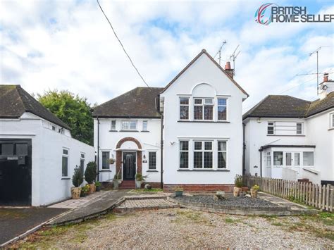 4 Bed Detached House For Sale In Courtauld Road Braintree Essex Cm7