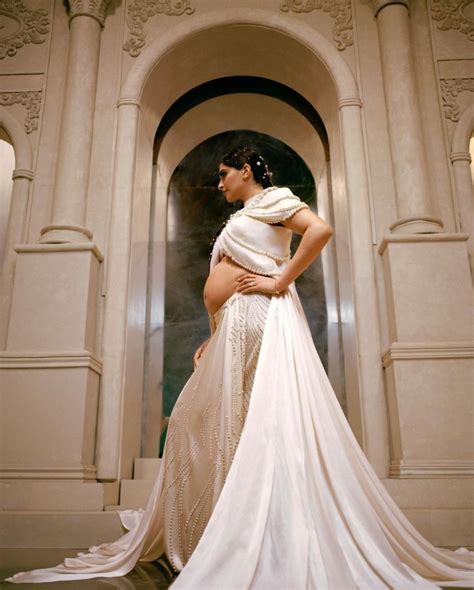 Sonam Kapoor Baby Bump Photoshoot