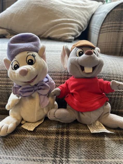 Disney Store The Rescuers Bernard And Bianca Soft Toys 9 £499