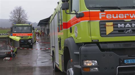 Hagenbuch Zh Brand Zerst Rt Diverse Fahrzeuge Youtube