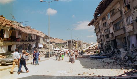 A Ustos Marmara G Lc K Deprem A Ustos Depremi Ka Y L Nda Oldu