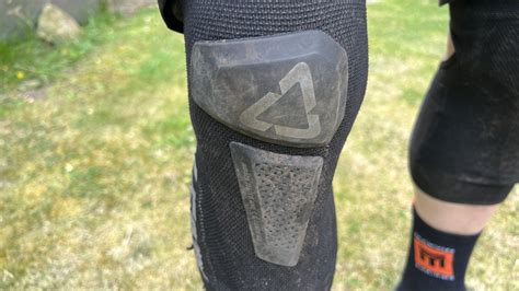 Leatt Knee Guard AirFlex Hybrid Pro Review Knee Pads