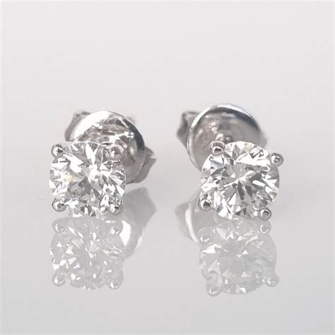 Carats Or Blanc Boucles D Oreilles Ct Diamant Catawiki