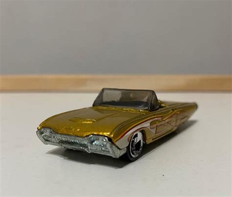 Hot Wheels T Bird Brinquedo Hot Wheels Usado Enjoei