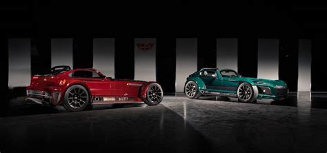 BARE NAKED DONKERVOORT Totalkitcar