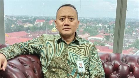 Mengejutkan Dirut Bank Riau Kepri Syariah Andi Buchari Mengundurkan