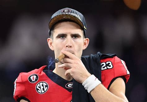 Police Shares New Details On Georgia Bulldogs Qb Stetson Bennetts