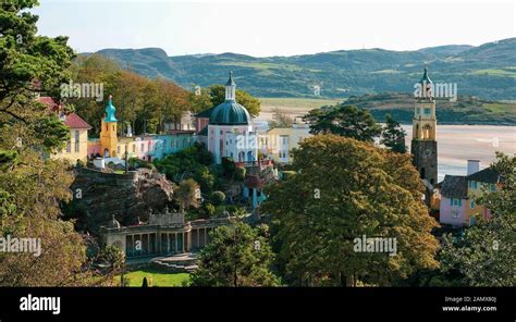 Portmeirion Villaggio Turistico Immagini E Fotografie Stock Ad Alta