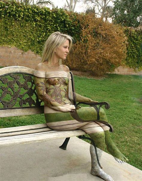 Miss Yeshi Awesome Body Painting Hot Girl In The Park