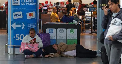 Caos En Aeropuertos Colombianos Luego Que Aerolínea Viva Air