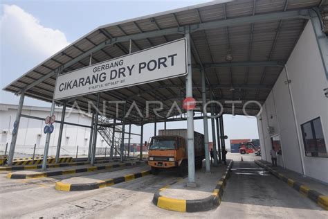 KESIAPAN CIKARANG DRY PORT ANTARA Foto