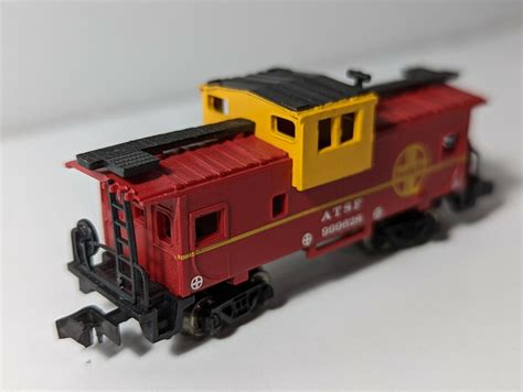 Bachmann N Scale Wide Vision Caboose Santa Fe Atsf