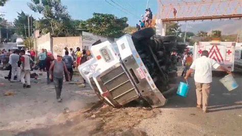 Suman Migrantes Muertos Y M S De Heridos Tras Tr Gico Accidente