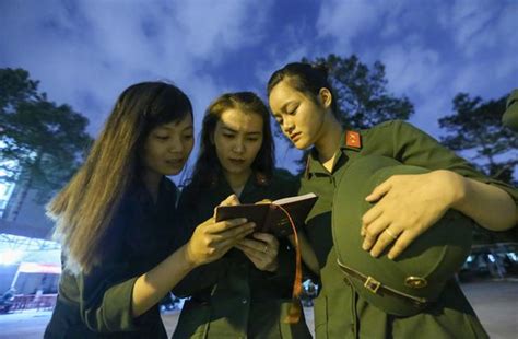 神秘越南女兵的軍營生活 每日頭條