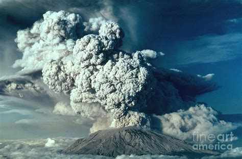 Ash Plume, Mount St. Helens Photograph by David Weintraub - Fine Art ...