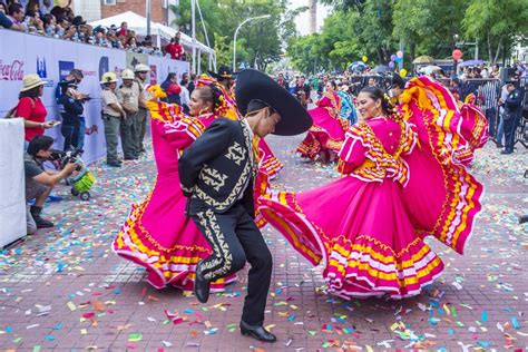 14 Best Cultural Festivals Around The World 2023 Tripfore