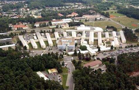 Landstuhl Regional Medical Center - Wikipedia | Landstuhl, Places ...