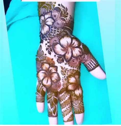 Pin By Salma Sultana On Henna Stylish Mehndi Designs Indian Henna