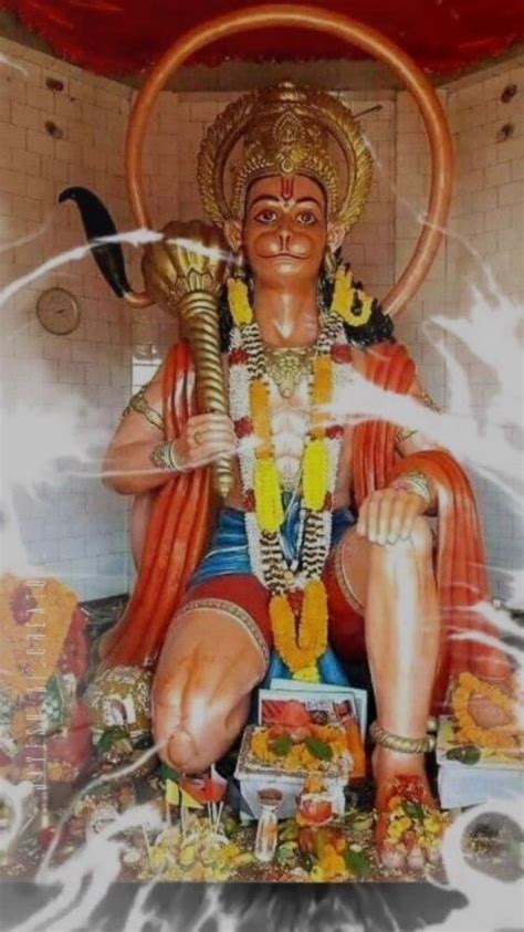 Hey Bajrangbali Hanuman Hey Mahaveer Karo Kalyan Hanuman Jai Shri