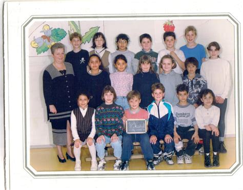 Photo De Classe Cm De Ecole Frederic Mistral Copains D Avant