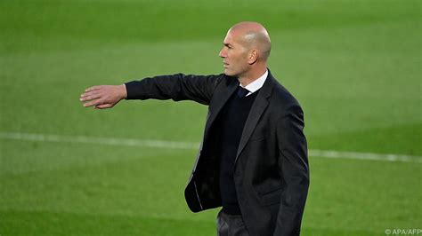 Zinédine Zidane Spotted in Meran Potential Return to Coaching Bench