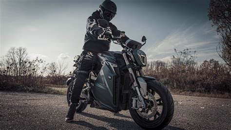 Electric motorcycle design - EvNerds