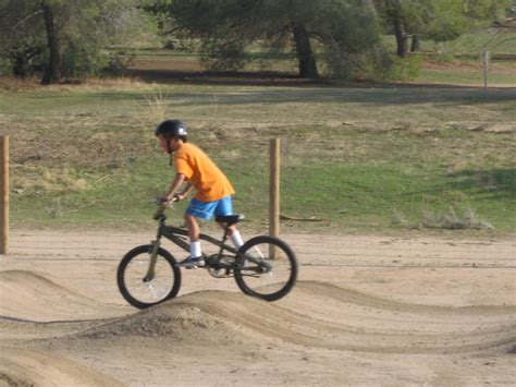 The Many Mini-Adventures of the Wards: BMX Bike Park