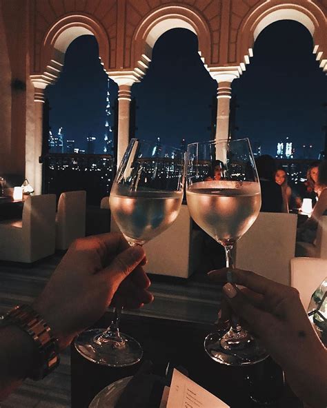 Classy Luxury Inspiration On Instagram 🥂 Asandra Dubai Fourseasons