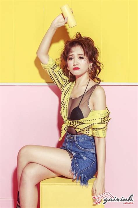 35 Ảnh Hari Won Sexy Bikini Nude Show Hàng Gợi Cảm