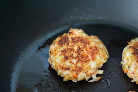 Crab Cakes with Imitation Crab Meat - Thrift and Spice