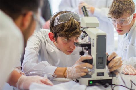 Btec Level 3 National Extended Diploma In Applied Science Analytical