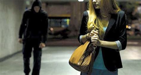 Noto Pregiudicato Accusato Di Stalking Pedina Lex Violando Il