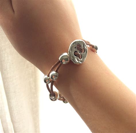 Pulsera Hecha A Mano De Cuero Con Abalorios Y N Euros