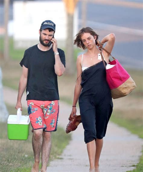 Pic Is Tom Sturridge Dating Uma Thurman’s Daughter Maya Hawke