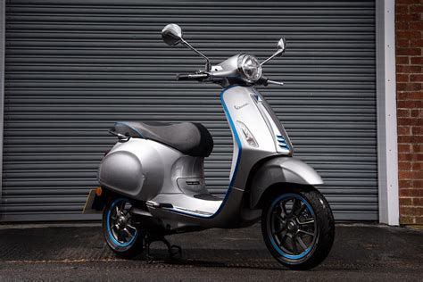 Piaggio Vespa Elettrica On Electric Scooter Review Ride Review