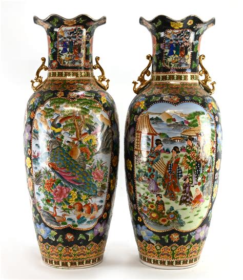 Lot - Pair Chinese Porcelain Palace Floor Vases