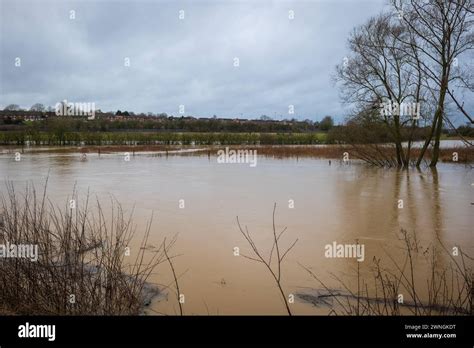 Nene River Flooding During Heavy Rains In Northampton England Uk Stock