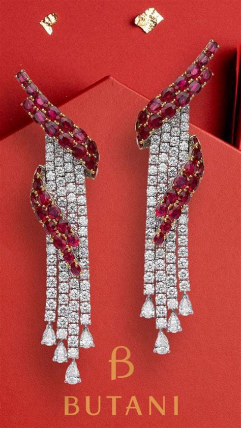 Pin By Preeti Poddar On Earrings Bridal Diamond Necklace Diamond