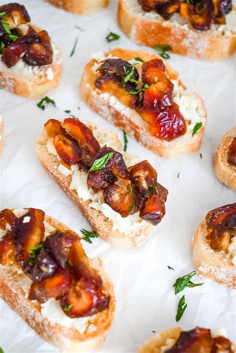 Minute Easy Goat Cheese Crostini With Honey Appetizer Recipe Momma