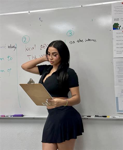 Gazelle Chavez - Adevinen que estoy pensando 🤩🤩 | Facebook