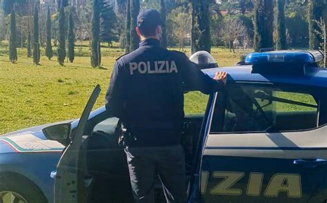 Ruba In Un Negozio Di Sport Arrestato