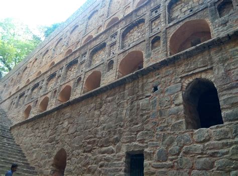 Agrasen ki Baoli - Baoli of the Unseen? - Travel Blog Indian Backpacker