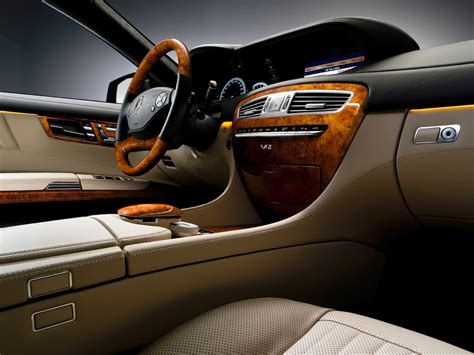 Mercedes-Benz CL Class Interior - Car Body Design