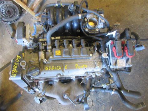 Moteur Fiat Grande Punto Essence Occasion Opisto