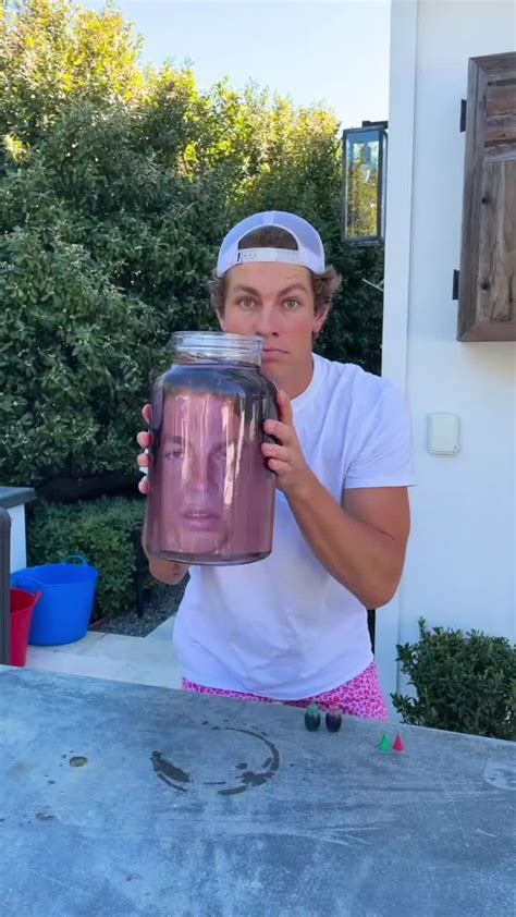 Ben Azelart(@benazelart) on TikTok: Head in a jar prank😳😂 @andrew ...