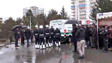 Halı sahada kalp krizinden ölen Sivas Emniyet Müdür Yardımcısının